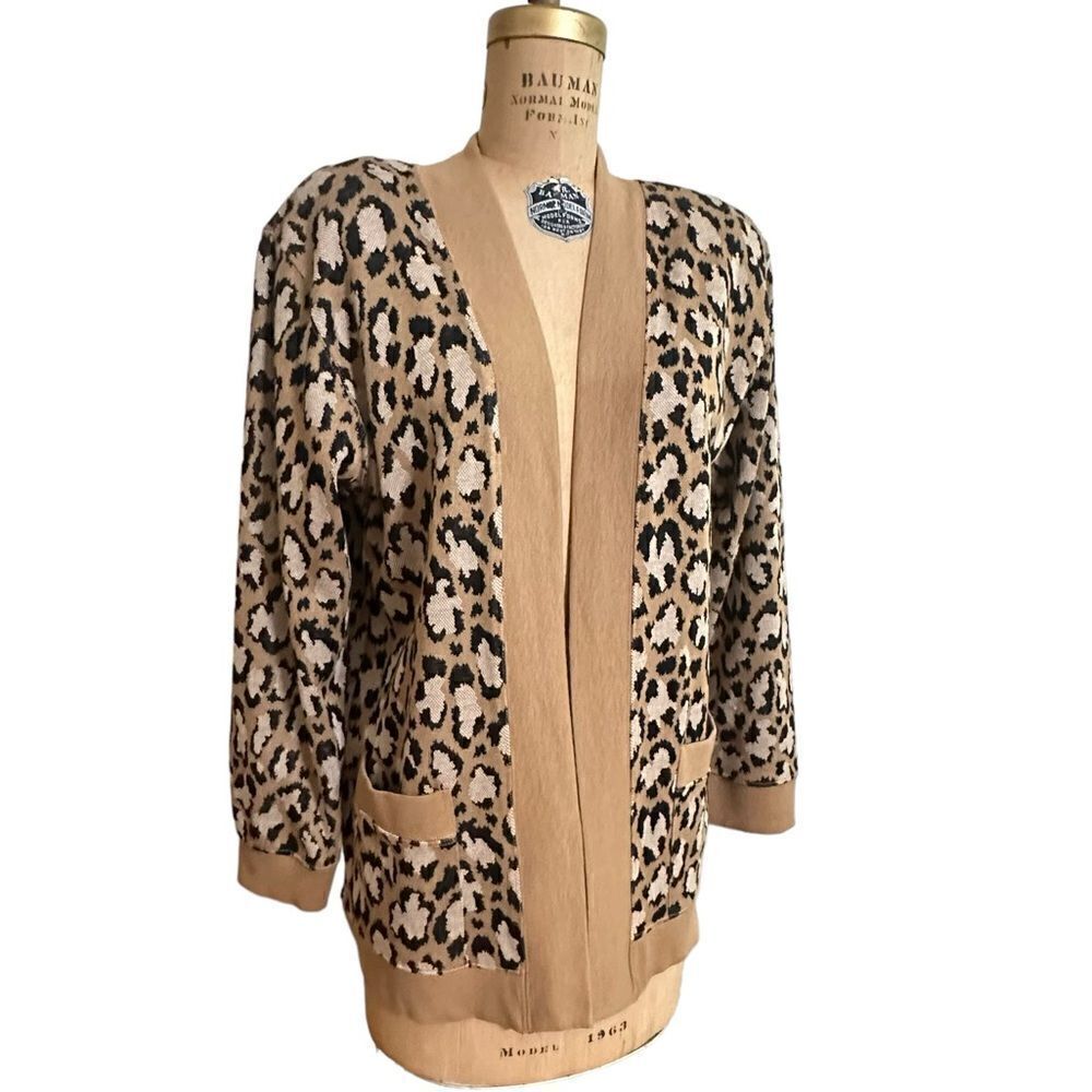Vintage EccoBay Leopard Print edge to edge long line cardigan jacket size medium